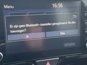 Toyota Yaris 1.5 Hybrid Dynamic thumbnail 22