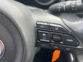 Toyota Yaris 1.5 Hybrid Dynamic thumbnail 5