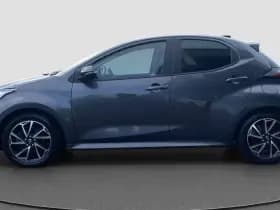 Toyota Yaris 1.5 Hybrid Dynamic thumbnail 10