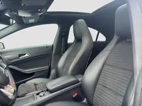 Mercedes-Benz CLA-Klasse 180 AMG thumbnail 6