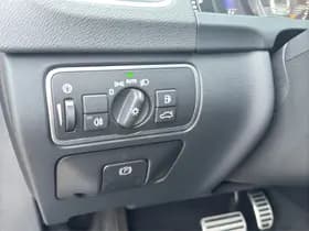 Volvo S60 1.5 T3 R-Design thumbnail 18