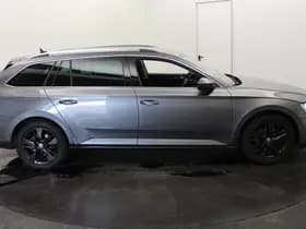 Skoda Superb 1.4 TSI iV Style Vol leder 360ºCam El aKlep + Trekh Dhoek thumbnail 72