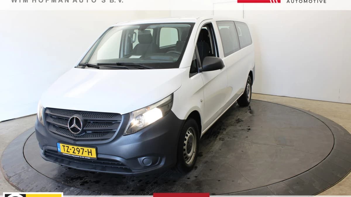 Mercedes-Benz Vito Tourer 109 BlueTEC Base Extra Lang 2+2+3 € 20500 Excl BTW — foto 1