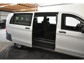 Mercedes-Benz Vito Tourer 109 BlueTEC Base Extra Lang 2+2+3 € 20500 Excl BTW thumbnail 6
