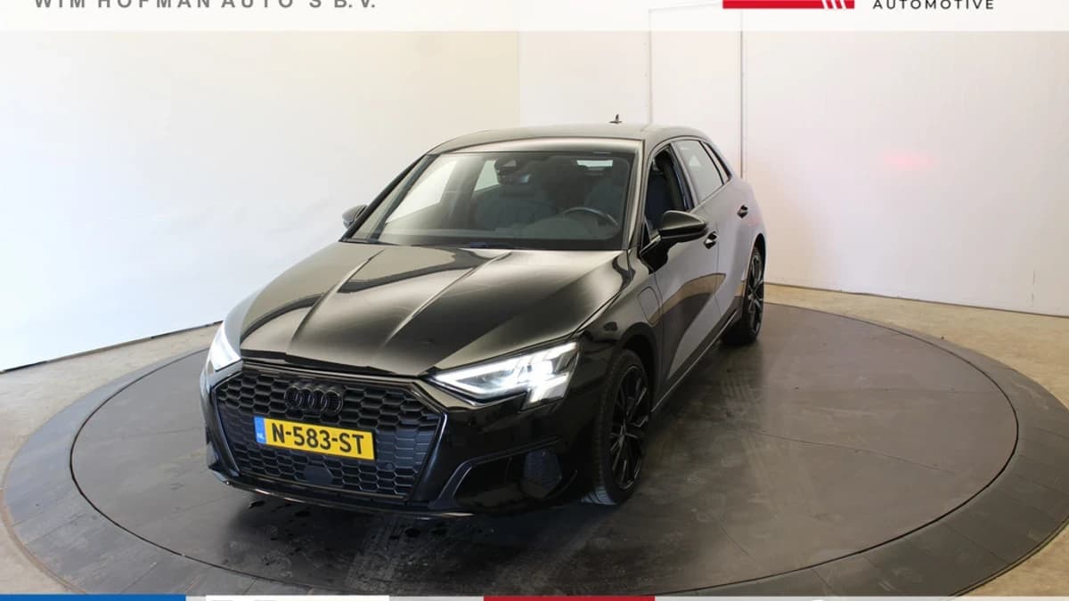 Audi A3 40 TFSI Bus ed PHEV SOH 100% 204 pk 18"inch Sportstoelen Virtual — foto 1