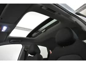 Audi A1 Sportback 1.4 TFSI Attrac Pano PDC Stoel Ver Bose Audio Key-less thumbnail 2