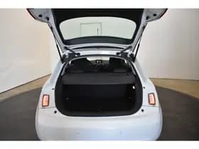 Audi A1 Sportback 1.4 TFSI Attrac Pano PDC Stoel Ver Bose Audio Key-less thumbnail 16