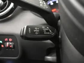 Audi A1 Sportback 1.4 TFSI Attrac Pano PDC Stoel Ver Bose Audio Key-less thumbnail 23