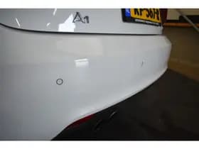 Audi A1 Sportback 1.4 TFSI Attrac Pano PDC Stoel Ver Bose Audio Key-less thumbnail 8