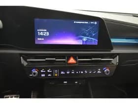 Kia Niro EV ExecutiveLine 64.8 kWh SOH 100% W Pomp Pano Cam Vol Leder Dhoek El-Aklep + Stoel thumbnail 27