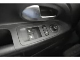 Volkswagen Up! 1.0 BMT move up! Executive Airco thumbnail 16