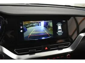 Kia Niro 1.6 GDi Hybrid DynamicPlusLine Vol leder Trekhaak Camera Dhoek thumbnail 2