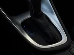 Toyota Yaris 1.5 Hybrid Dynamic thumbnail 17