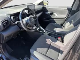 Toyota Yaris 1.5 Hybrid Dynamic thumbnail 7