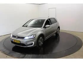 Volkswagen E-Golf 100KW 136PK SOH 100% Camera Warmtepomp Virtual Disc Pro Groot Navi Dodeh detectie