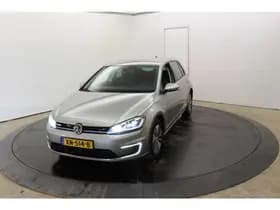 Volkswagen E-Golf 100KW 136PK SOH 100% Camera Warmtepomp Virtual Disc Pro Groot Navi Dodeh detectie thumbnail 14