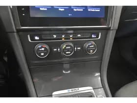 Volkswagen E-Golf 100KW 136PK SOH 100% Camera Warmtepomp Virtual Disc Pro Groot Navi Dodeh detectie thumbnail 38