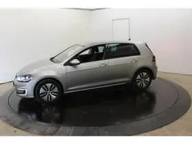 Volkswagen E-Golf 100KW 136PK SOH 100% Camera Warmtepomp Virtual Disc Pro Groot Navi Dodeh detectie thumbnail 10