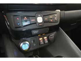 Nissan Leaf Acenta 40 kWh € 7250,- Netto exportprijs excl BTW thumbnail 3