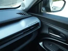 Jeep Avenger 1.2 e-Hybrid Summit | Navi | JBL | Camera | Winter | 18" thumbnail 23