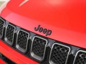 Jeep Compass 1.5T e-Hybrid 130 PK S | Leder | Winter | Camera | LED | 19" thumbnail 4