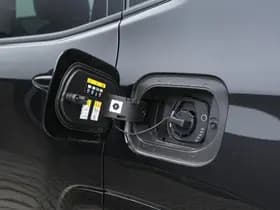 Jeep Compass 4xe 240 PK Hybrid S | Leder | Navi | Winter | Cam | 19" thumbnail 10