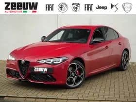 Alfa Romeo Giulia 2.0 Turbo 280 PK Competizione Q4 AWD | Pano | Veloce | 19" VERKOCHT thumbnail 2