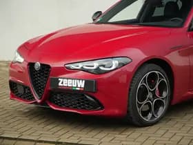 Alfa Romeo Giulia 2.0 Turbo 280 PK Competizione Q4 AWD | Pano | Veloce | 19" VERKOCHT thumbnail 10