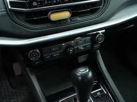 Jeep Compass 4xe 240 PK Hybrid S | Leder | Navi | Winter | Trekhaak | 19" thumbnail 17