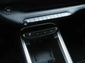 Jeep Avenger Altitude 54kWh | Leder | Camera | Winter | Navi | 18" thumbnail 17