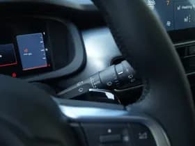 Jeep Avenger 1.2 e-Hybrid Summit | Navi | JBL | Camera | Winter | 18" thumbnail 16