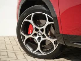 Alfa Romeo Tonale 1.3T PHEV 280 PK Edizione Speciale | Leder | Harman | Winter thumbnail 16