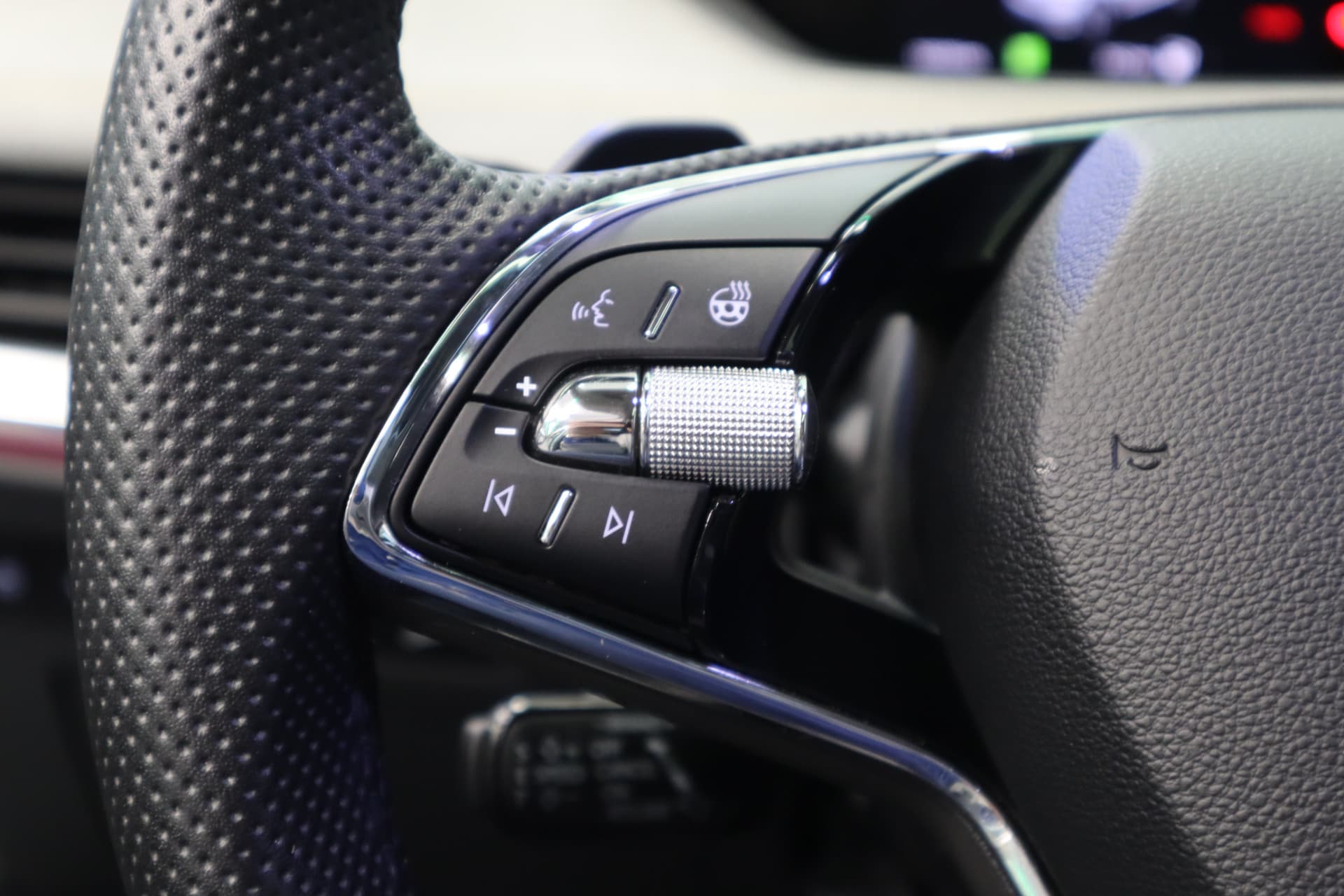 Skoda Enyaq iV 80 First Edition High thumbnail 11