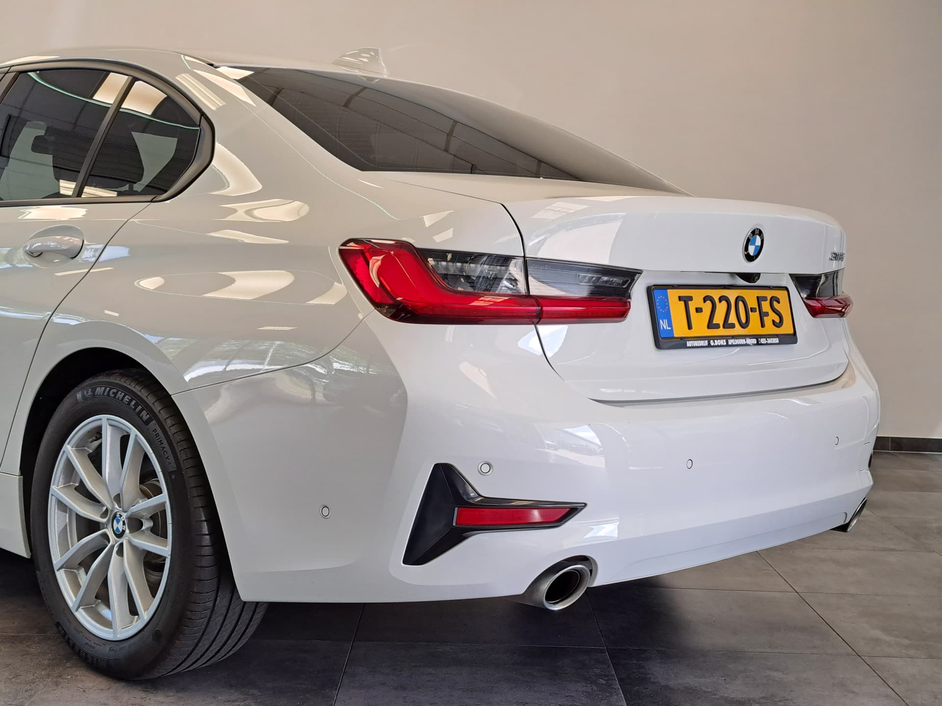 BMW 3 Serie 318i Executive thumbnail 8