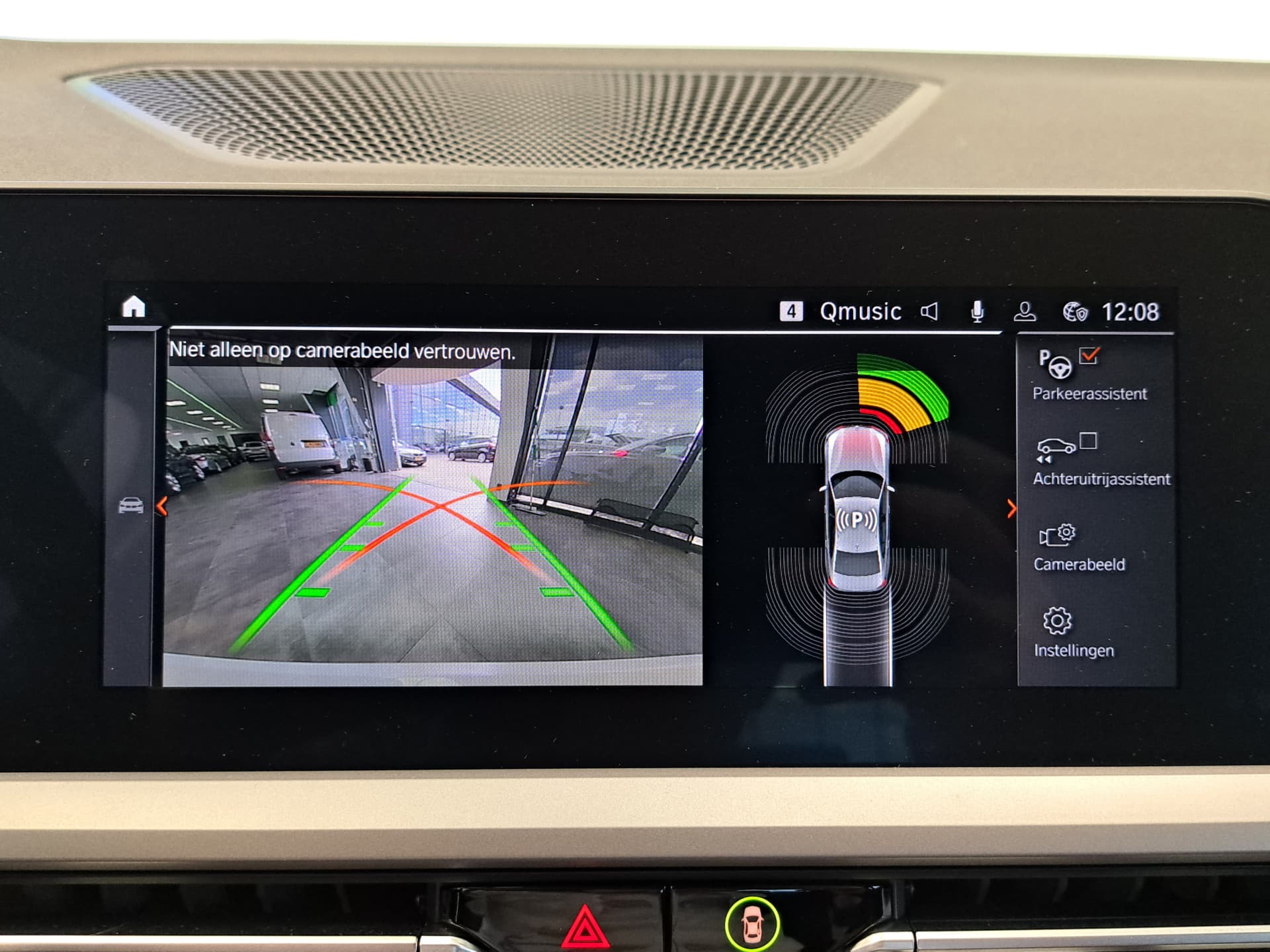 BMW 3 Serie 318i Executive thumbnail 15