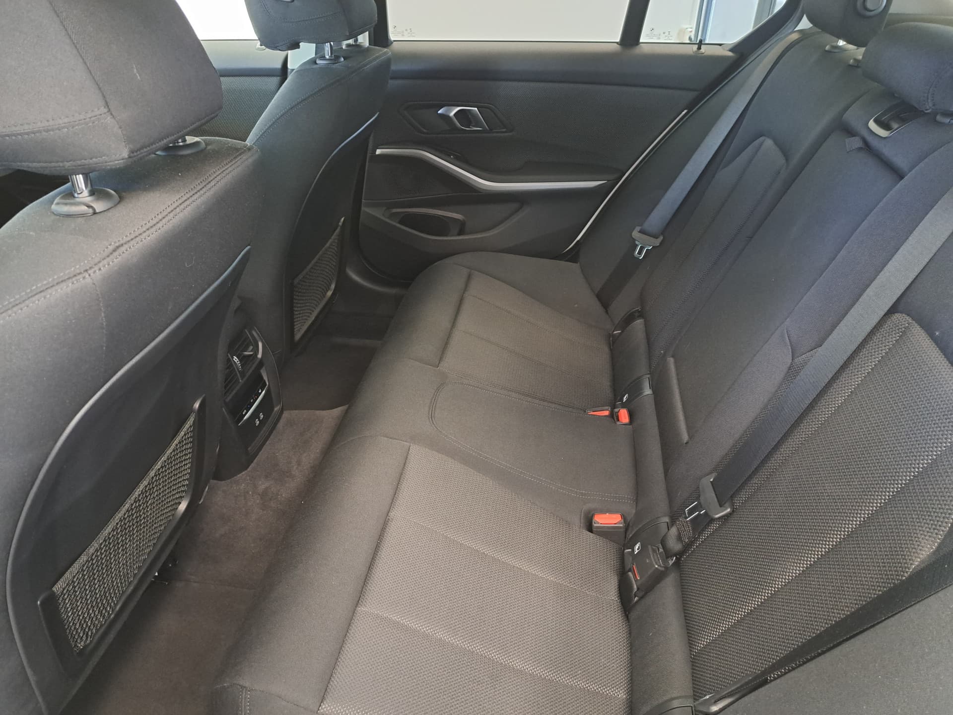 BMW 3 Serie 318i Executive thumbnail 19