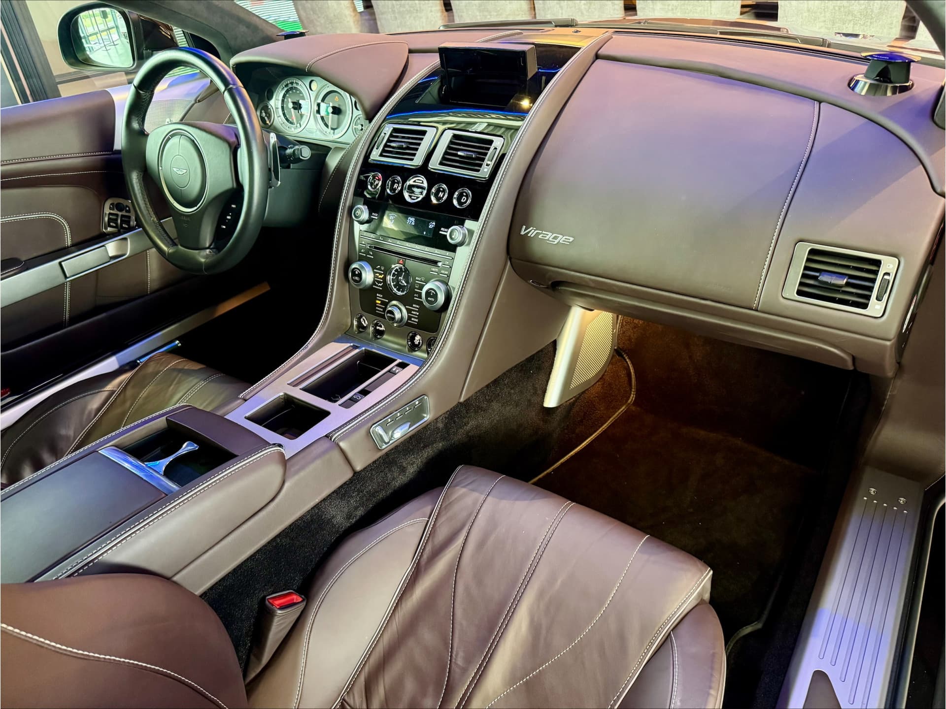 Aston Martin V12 Virage 6.0 V12 thumbnail 21