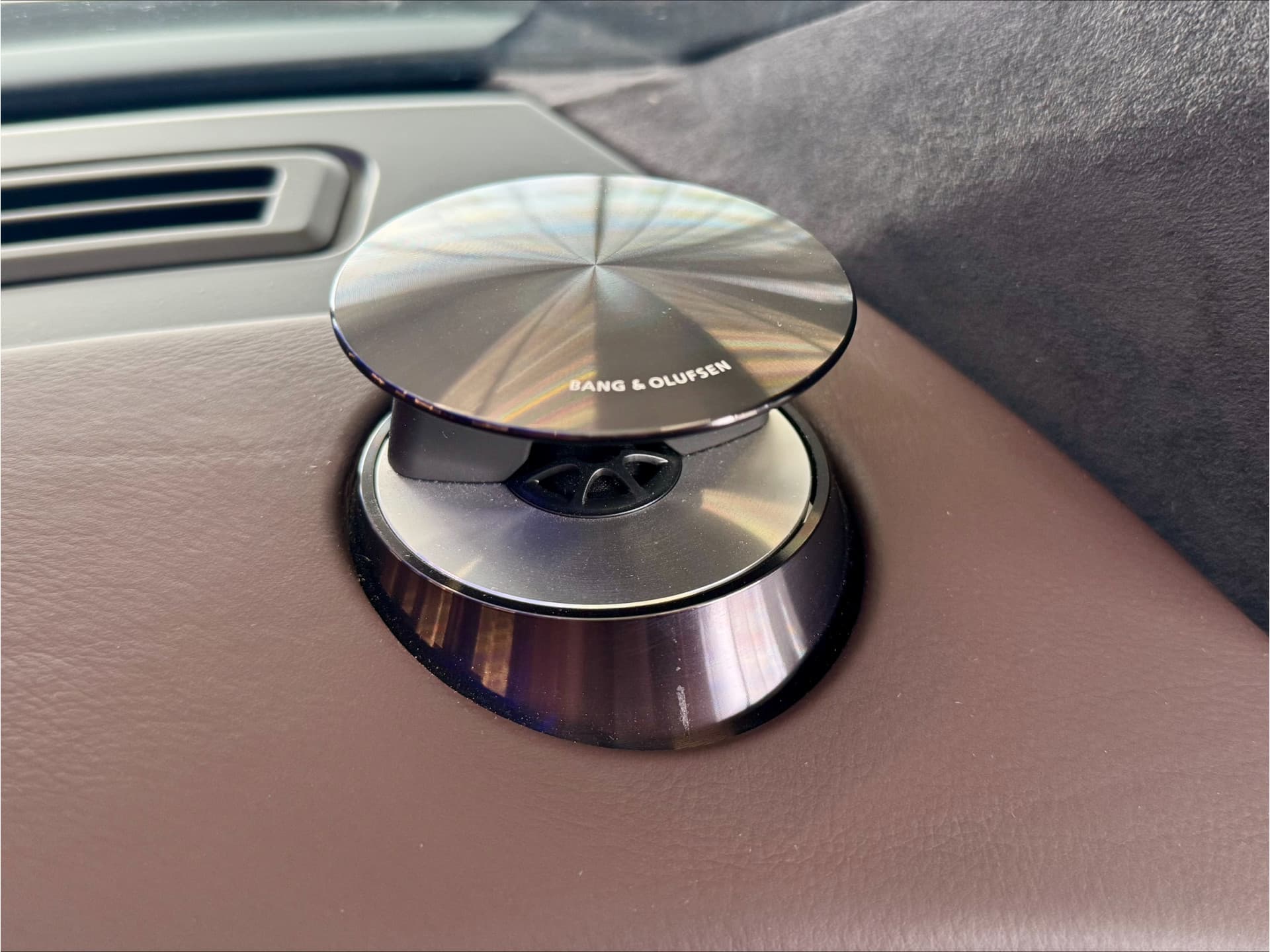 Aston Martin V12 Virage 6.0 V12 thumbnail 25