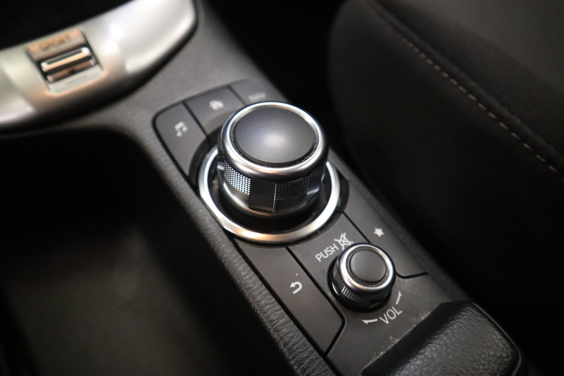 Mazda CX-3 2.0 SkyActiv-G 120 SkyLease+ thumbnail 9