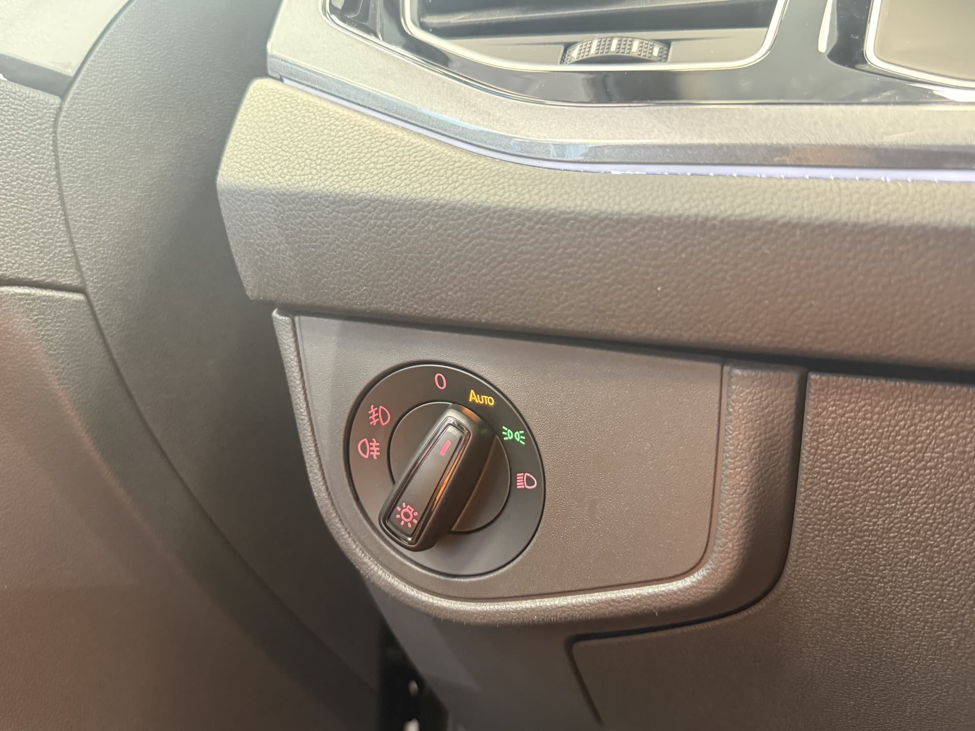 Volkswagen Polo 1.0 TSI Highline Business R-line thumbnail 16