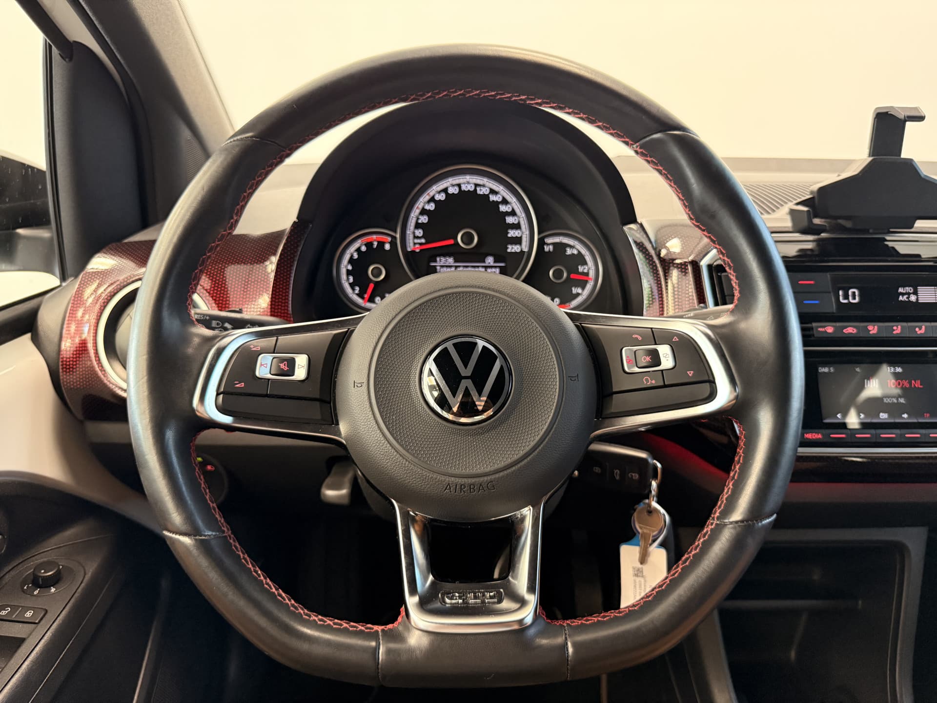 Volkswagen Up! 1.0 TSI GTI thumbnail 10