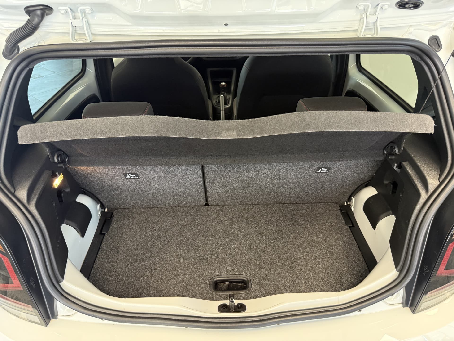 Volkswagen Up! 1.0 TSI GTI thumbnail 15