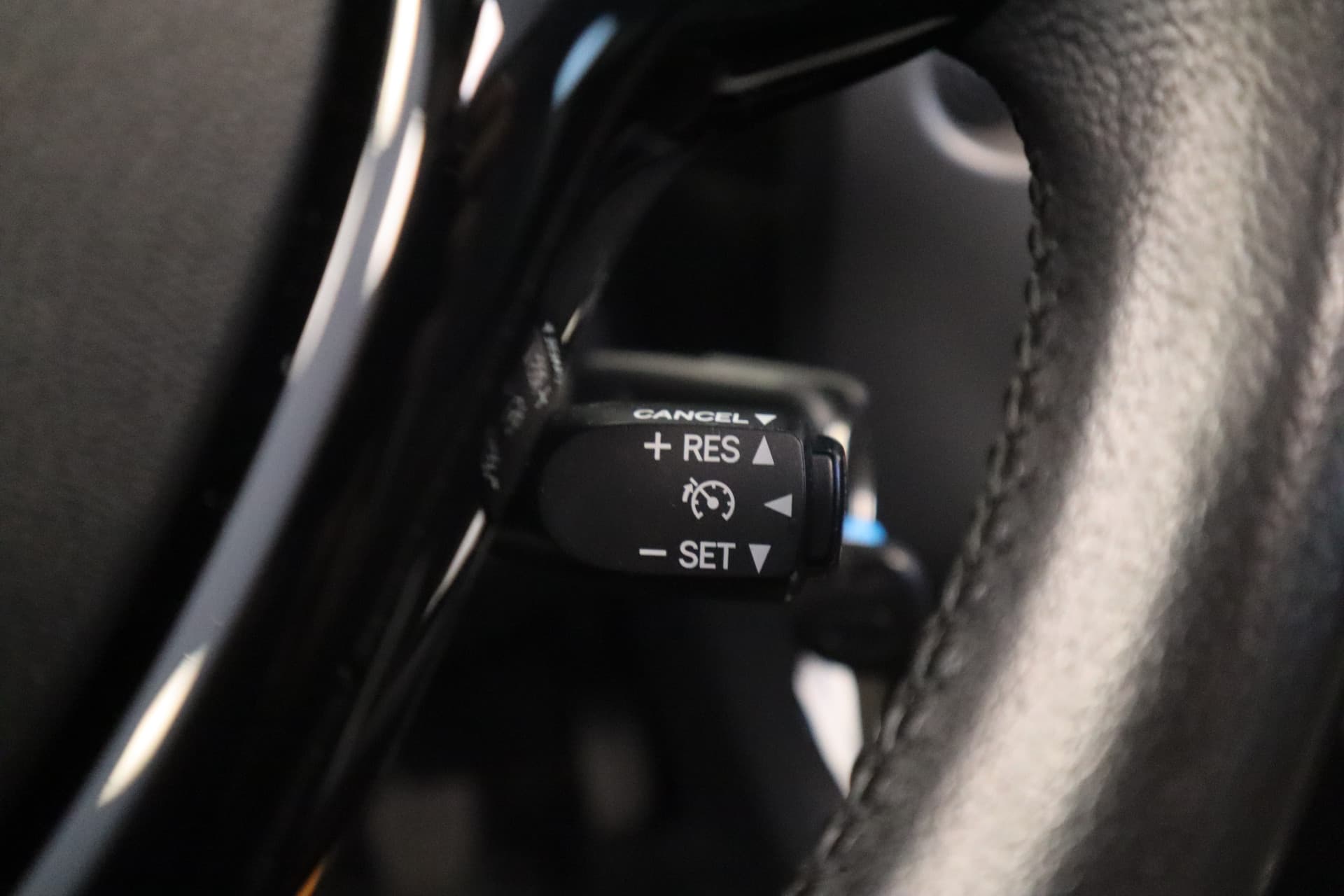 Toyota Aygo 1.0 VVT-i x-play limited thumbnail 8