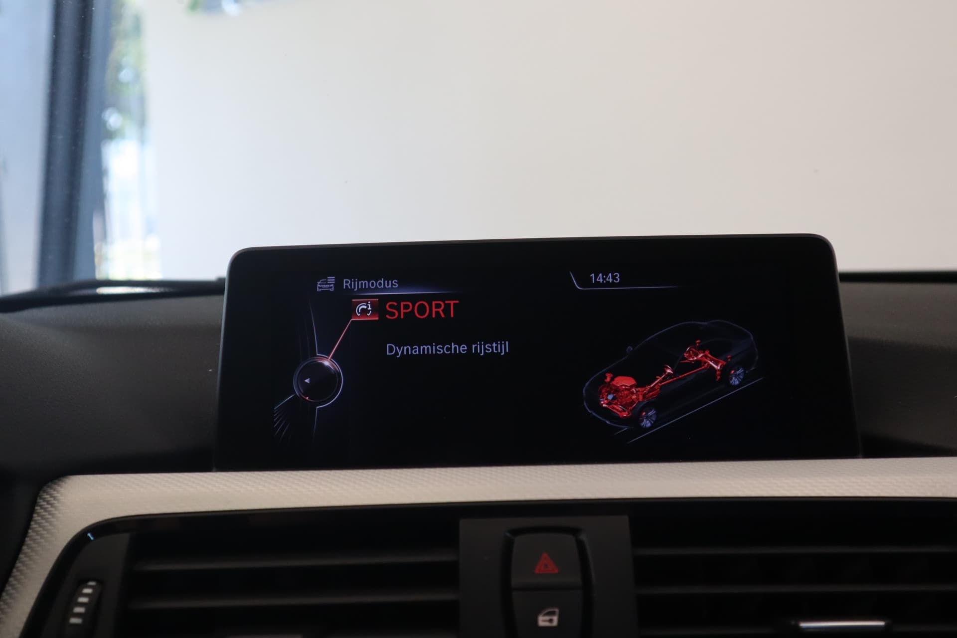 BMW 3 Serie 316i M-sport Executive thumbnail 17