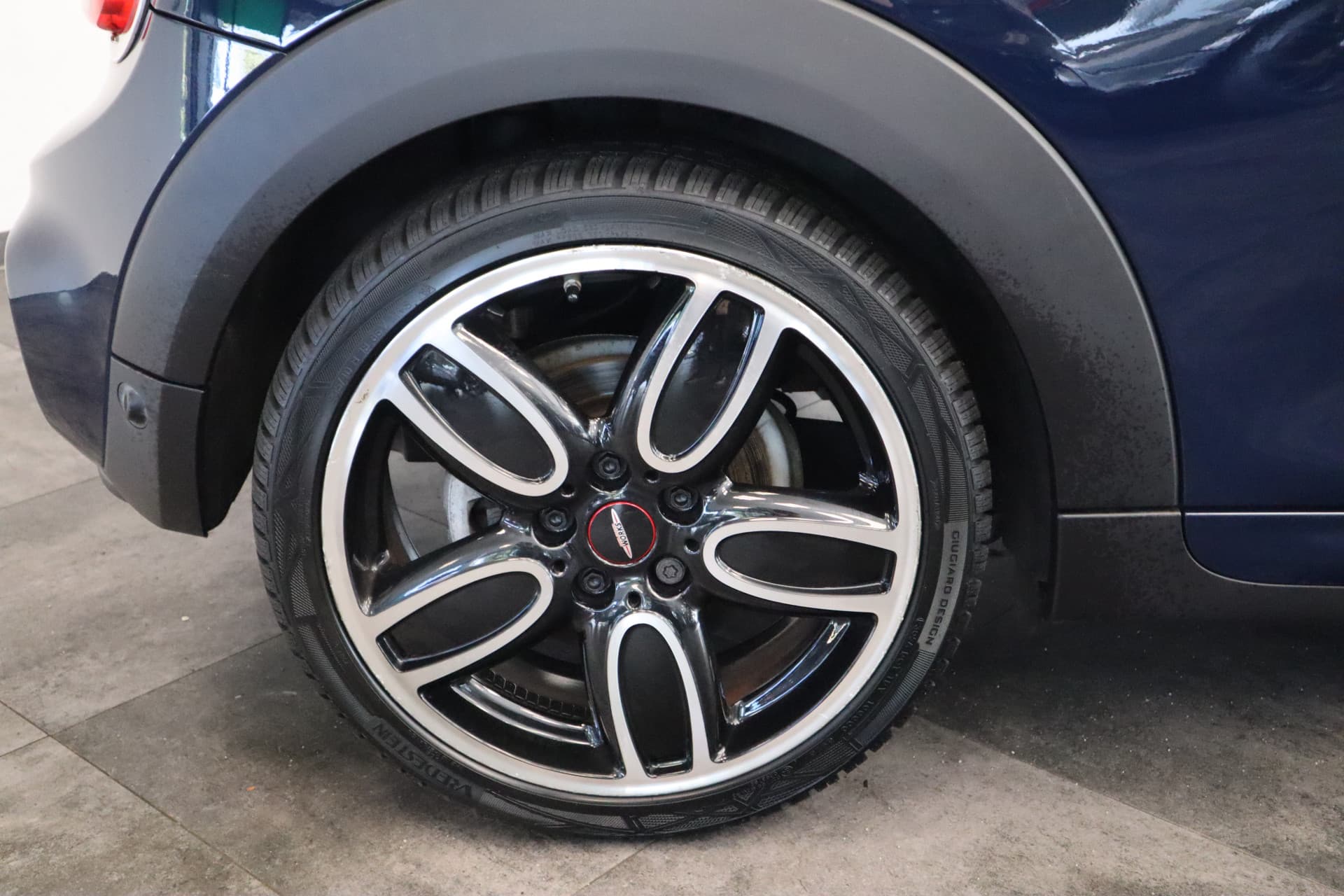 MINI Cooper Mini 1.5 JCW King's Cross thumbnail 4