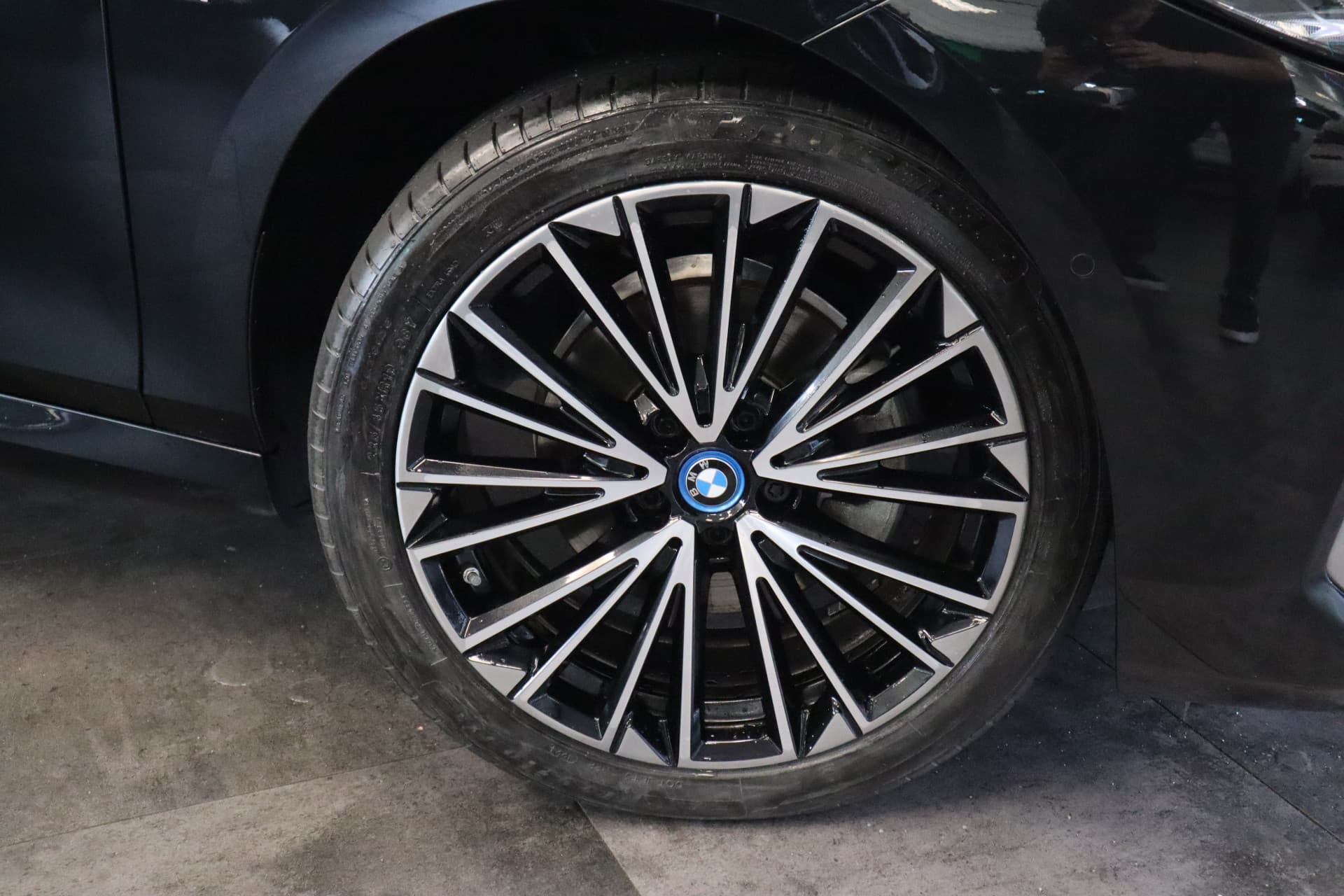 BMW 2 Serie Active Tourer M-Sport 225e xDrive thumbnail 6