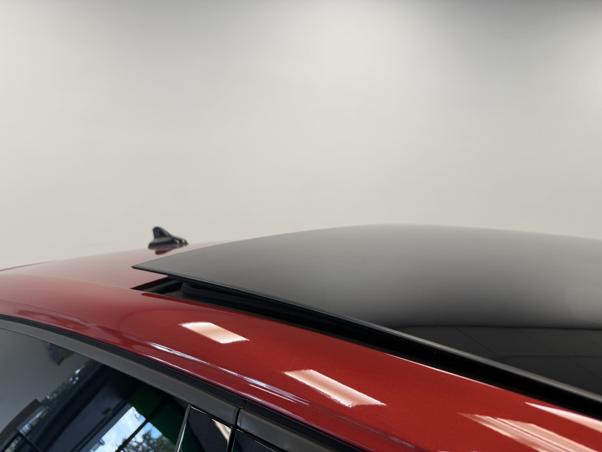 Volkswagen Golf 2.0 TSI GTI thumbnail 9