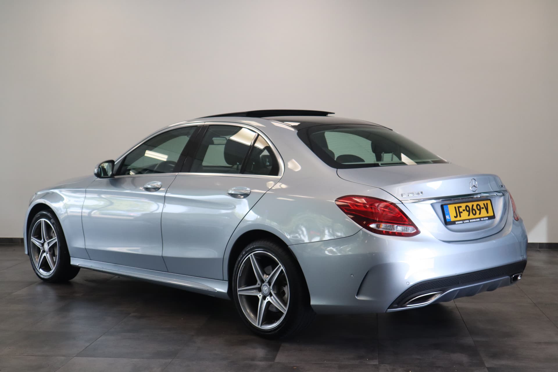 Mercedes-Benz C-Klasse 250 Ambition thumbnail 3