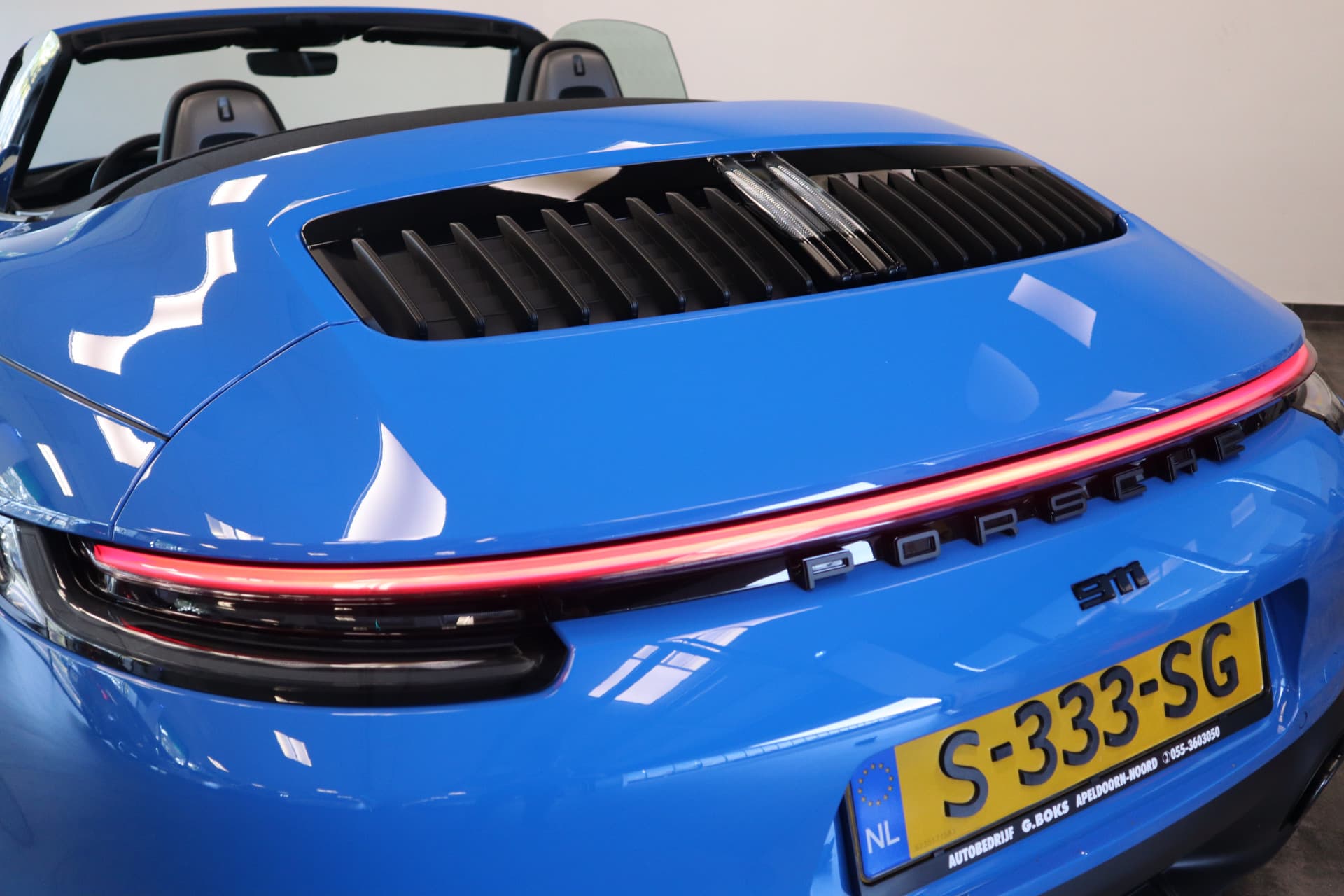 Porsche 911 Cabrio 3.0 Carrera 4 GTS thumbnail 5