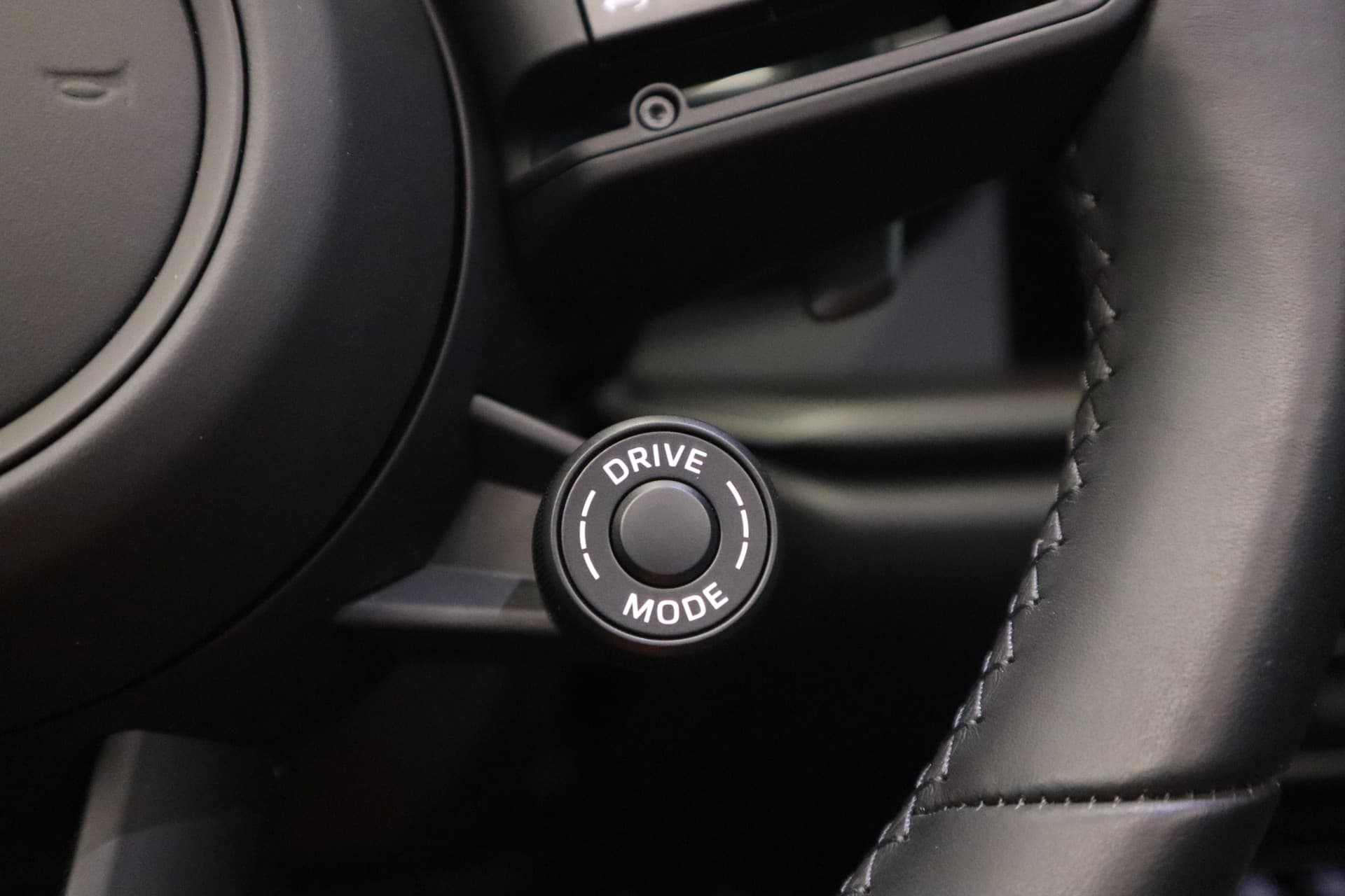 Porsche 911 Cabrio 3.0 Carrera 4 GTS thumbnail 17